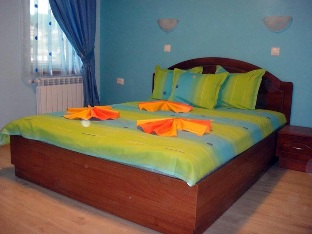 Guest House H Dzhogolanov Koprivshtitsa Exterior photo