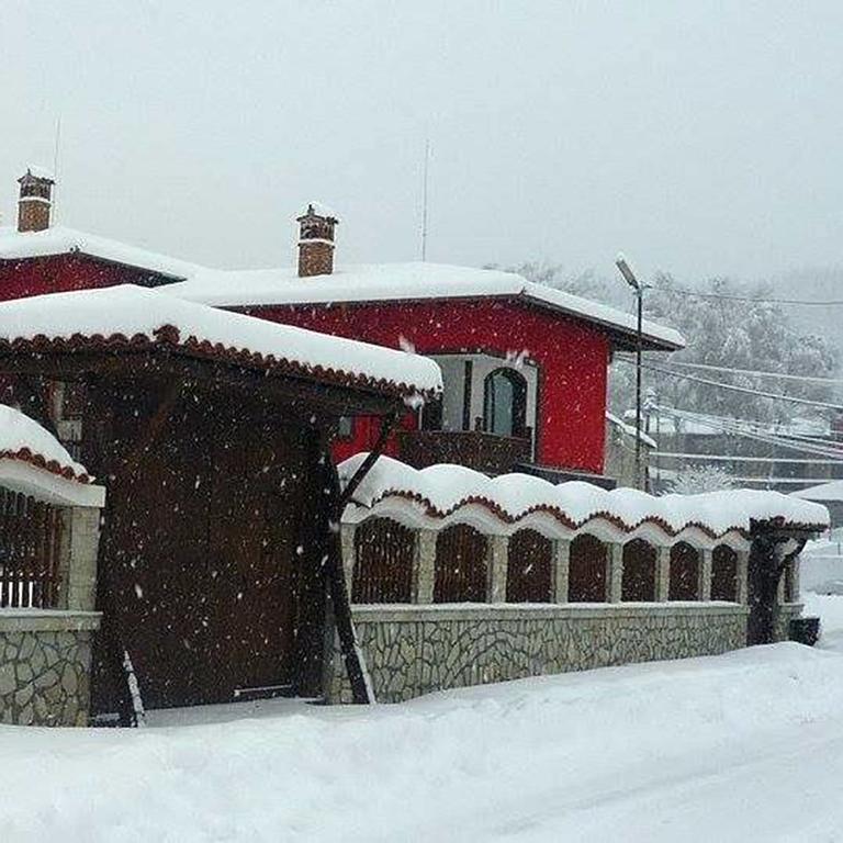 Guest House H Dzhogolanov Koprivshtitsa Exterior photo