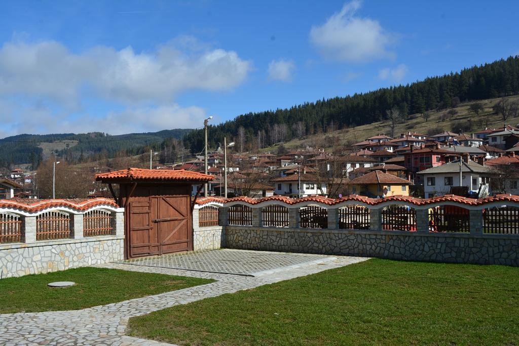 Guest House H Dzhogolanov Koprivshtitsa Exterior photo