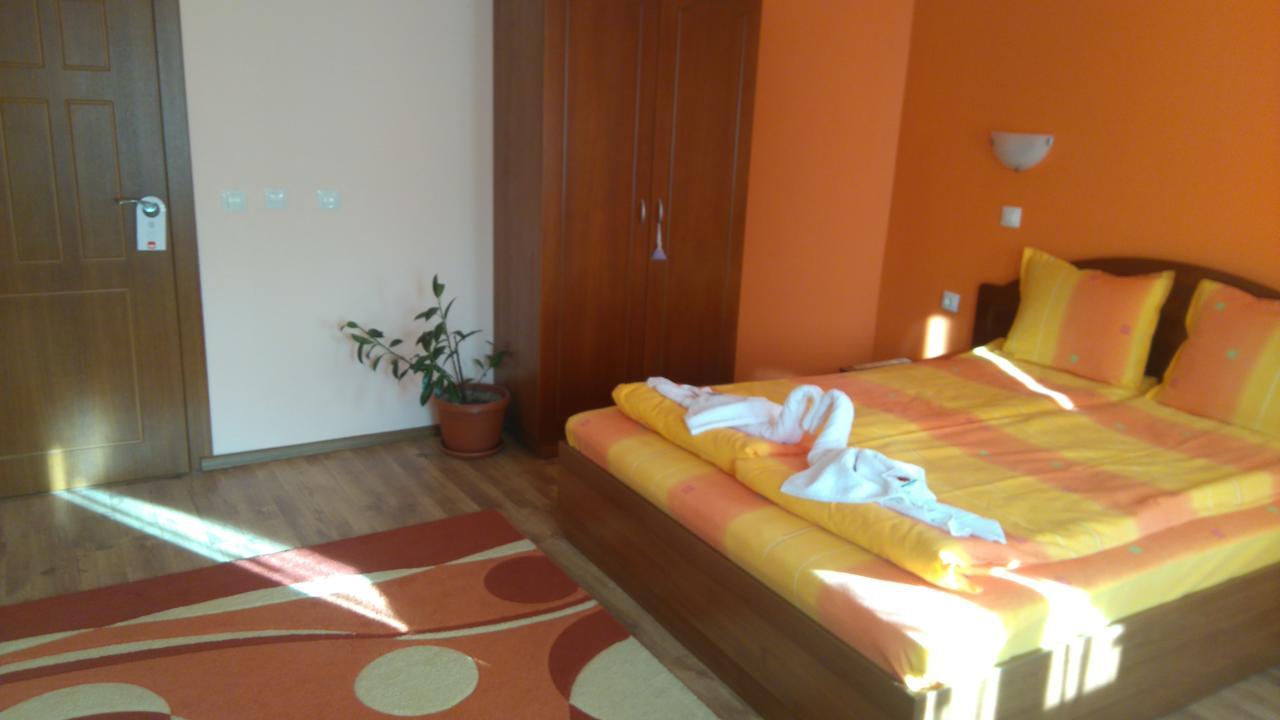 Guest House H Dzhogolanov Koprivshtitsa Exterior photo